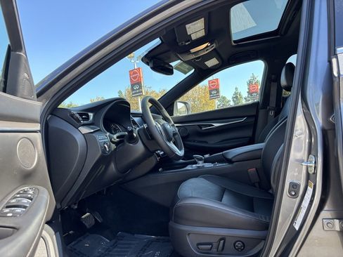 Certified 2023 INFINITI QX55 Luxe w/ Cargo Package image 15