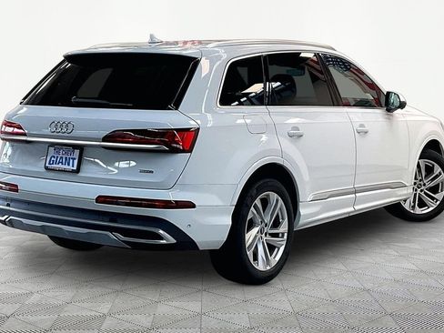 Used 2023 Audi Q7 3.0T Premium w/ Convenience Package AWD/4WD image 7