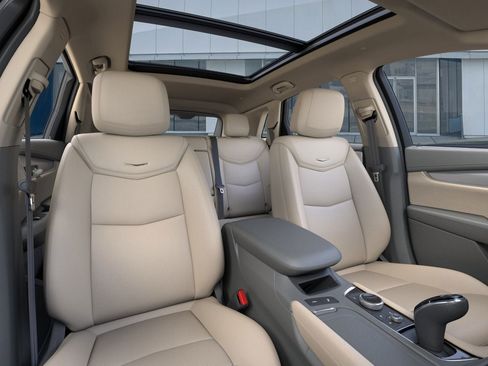 New 2026 Cadillac XT5 Premium Luxury w/ Driver Assist Package image 16