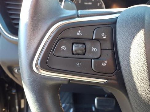 Used 2023 Buick Envision Essence w/ Sport Touring Package image 7