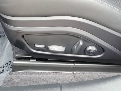 Certified 2024 Porsche Panamera 4 AWD/4WD image 28