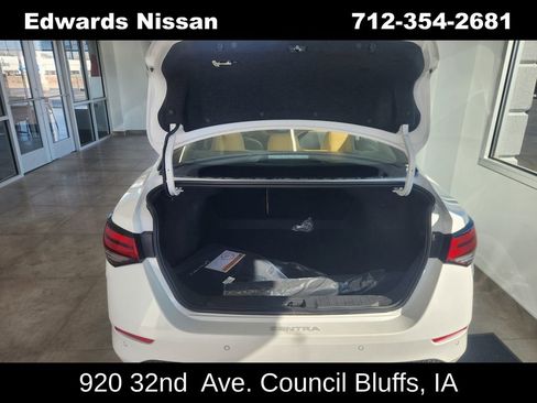 New 2025 Nissan Sentra SV w/ SV Premium Package image 11