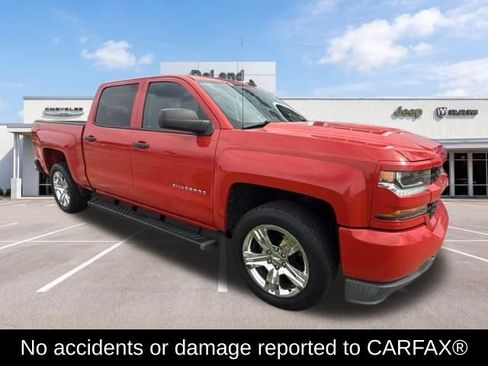 Used 2018 Chevrolet Silverado 1500 Custom w/ Custom Value Package AWD/4WD image 3