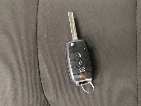 Used 2016 Kia Soul image 32