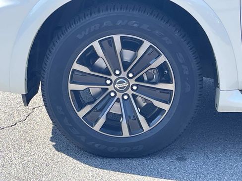 Used 2019 Nissan Armada Platinum w/ Captain's Chairs Package image 7