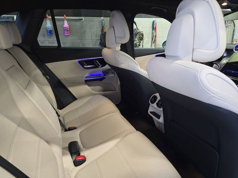New 2026 Mercedes-Benz GLC 300 image 11