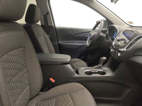 Used 2021 Chevrolet Equinox LT image 21