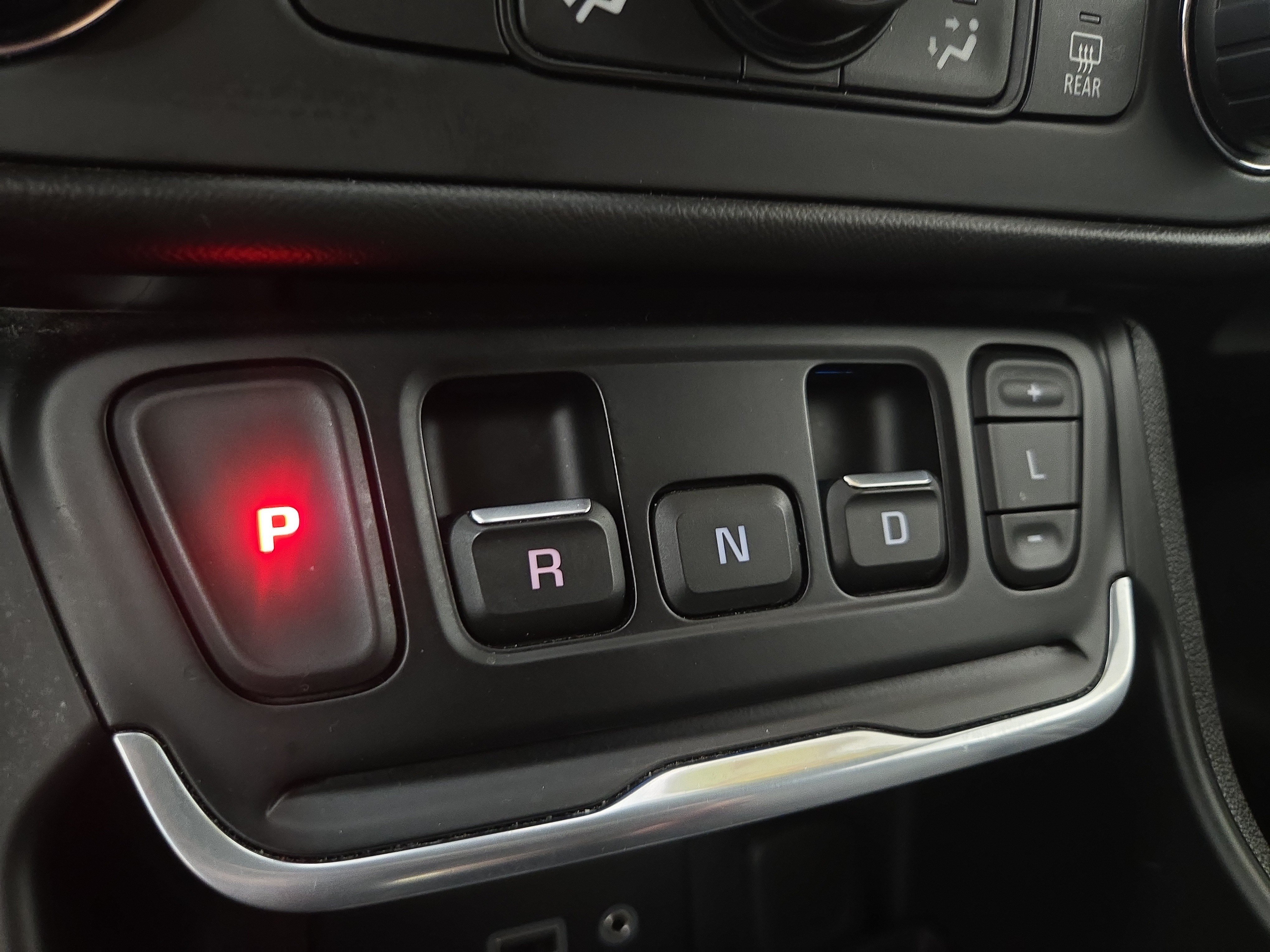 Used 2021 GMC Terrain SLE w/ Driver Convenience Package AWD/4WD image 21