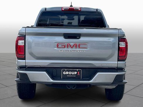 Used 2024 GMC Canyon Denali image 5