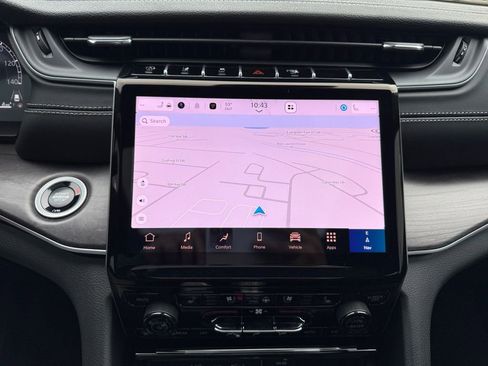 New 2025 Jeep Grand Cherokee Limited w/ Luxury Tech Group II image 23