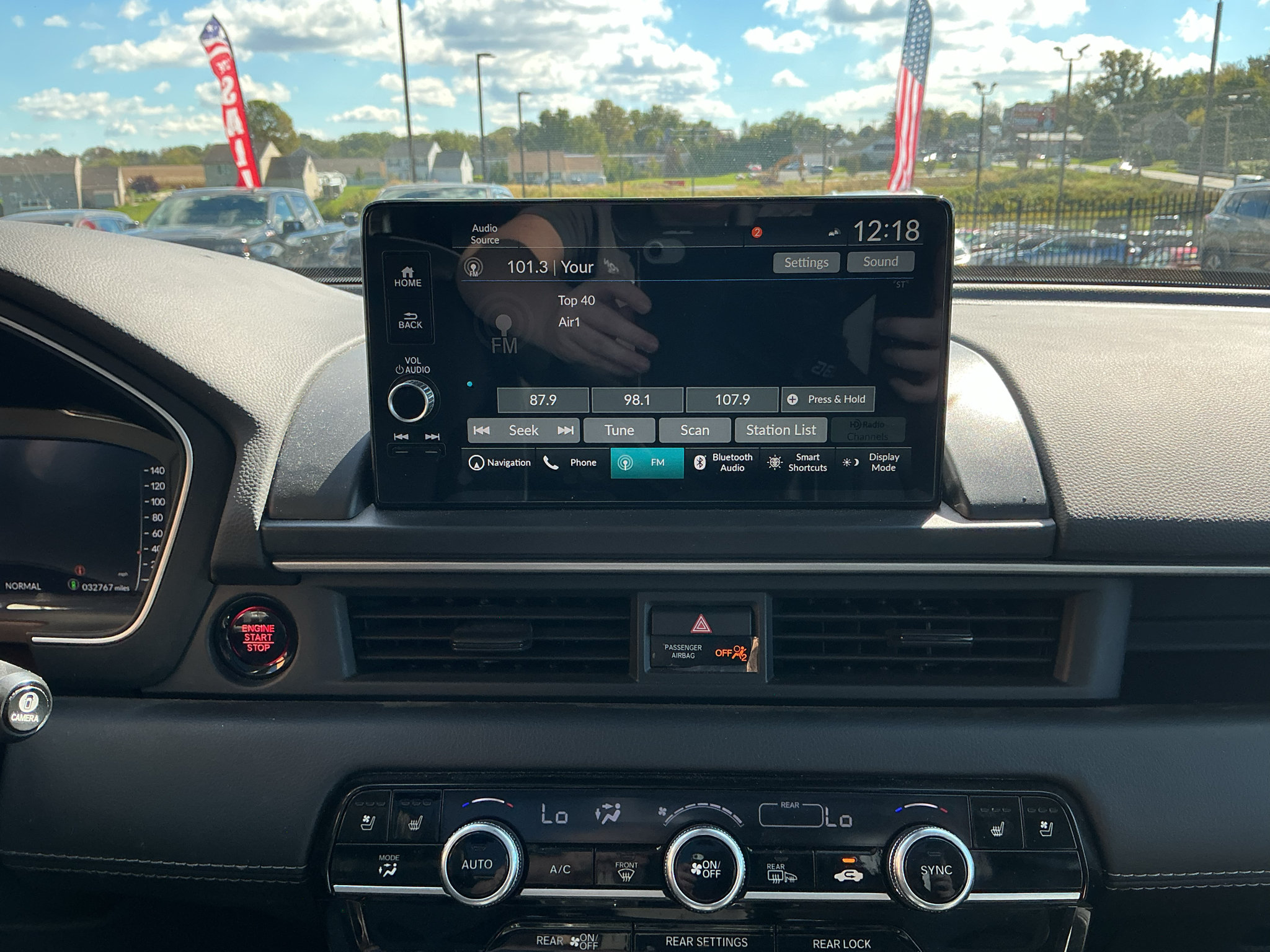 Used 2023 Honda Pilot Elite image 18