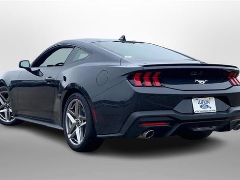 Used 2024 Ford Mustang Premium image 9