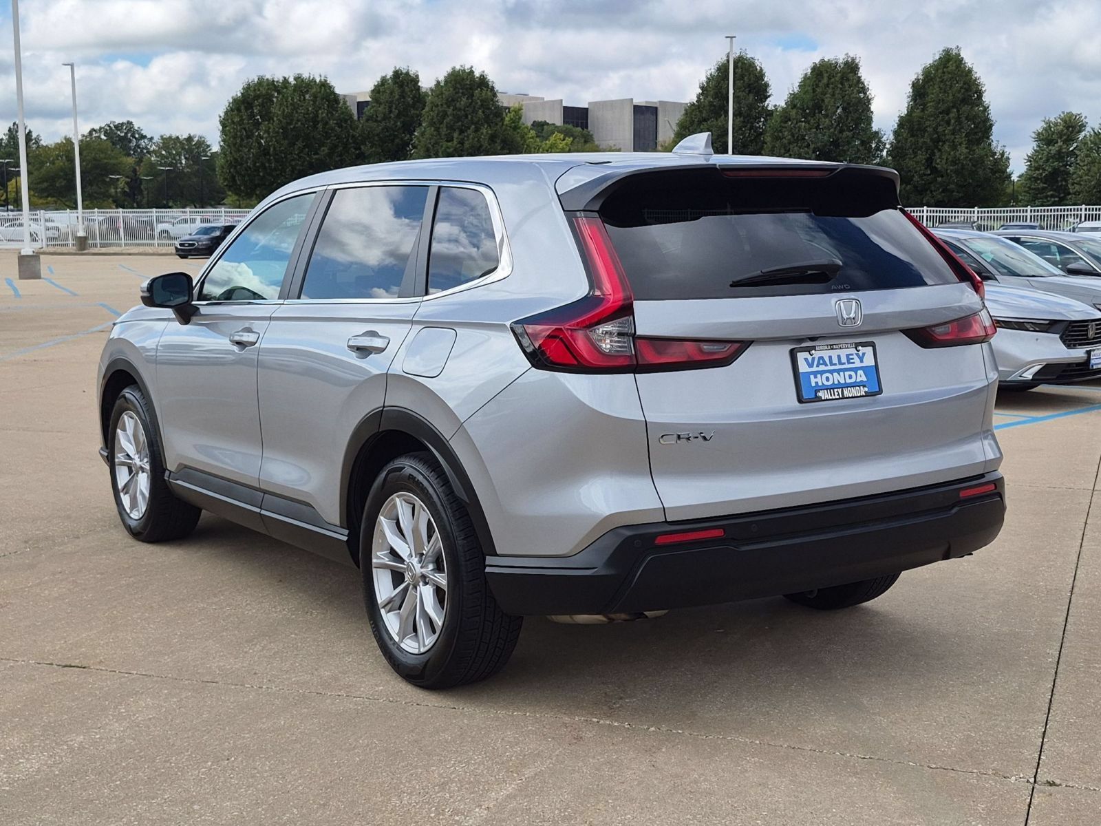 Used 2023 Honda CR-V EX-L image 8