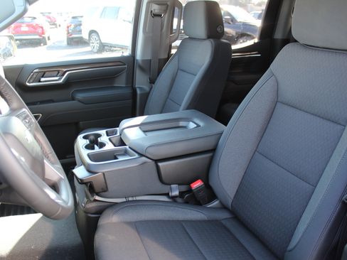 New 2026 Chevrolet Silverado 1500 LT image 9