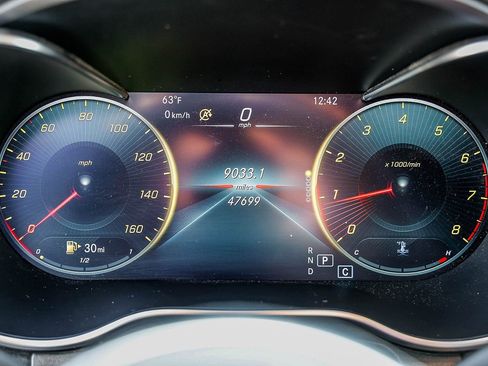 Used 2022 Mercedes-Benz GLC 300 4MATIC Coupe image 6