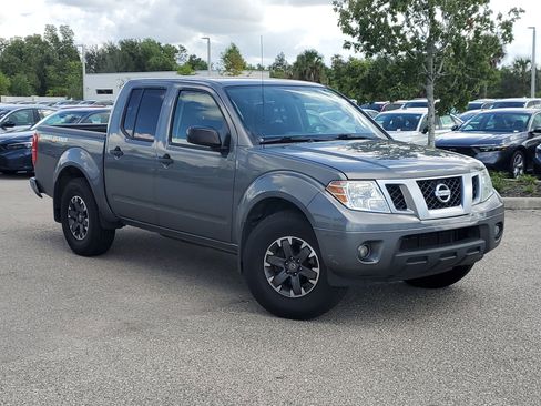 Used 2019 Nissan Frontier Desert Runner image 32