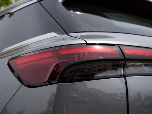 New 2026 INFINITI QX60 Luxe w/ Cargo Package FWD image 8