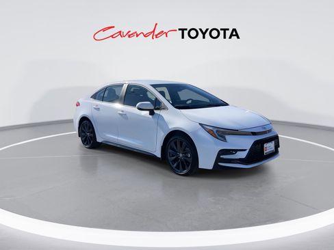 Certified 2026 Toyota Corolla SE image 2