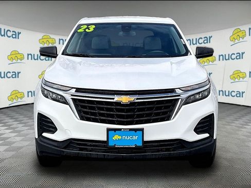 Used 2023 Chevrolet Equinox LS AWD/4WD image 2