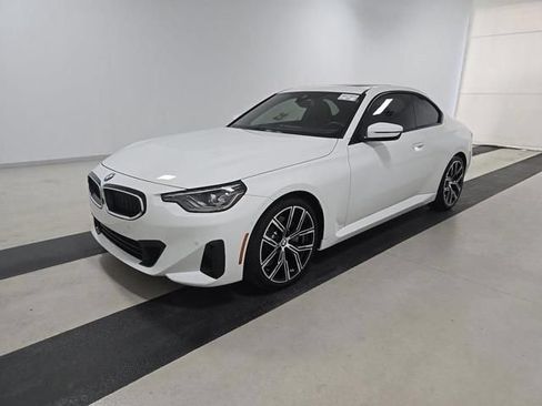 Used 2024 BMW 230i Coupe w/ Premium Package RWD image 1