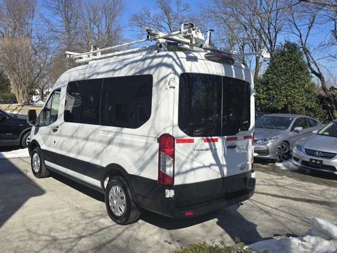Used 2019 Ford Transit 150 XLT image 3
