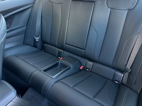 Used 2025 BMW 230i Coupe w/ M Sport Package image 4