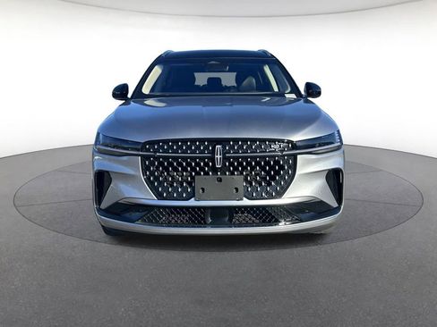 Used 2024 Lincoln Nautilus Reserve image 8