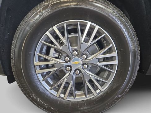New 2026 Chevrolet Traverse LT FWD image 35
