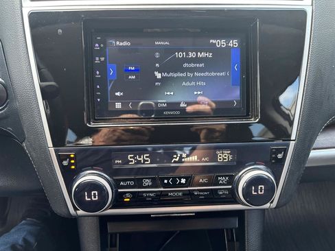 Used 2019 Subaru Outback 2.5i Limited AWD/4WD image 16