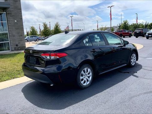 Used 2024 Toyota Corolla LE FWD image 6