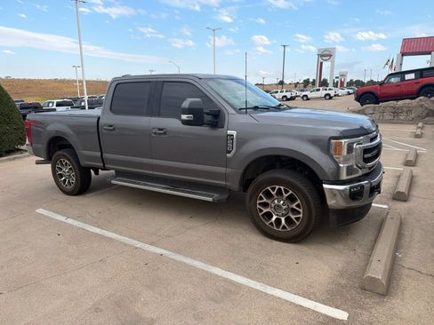 Used 2022 Ford F250 Lariat w/ Lariat Ultimate Package AWD/4WD image 5