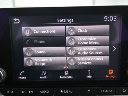 Used 2021 Nissan Rogue SV image 12