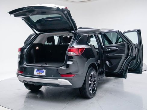 Used 2024 Chevrolet TrailBlazer LT w/ Convenience Package image 21