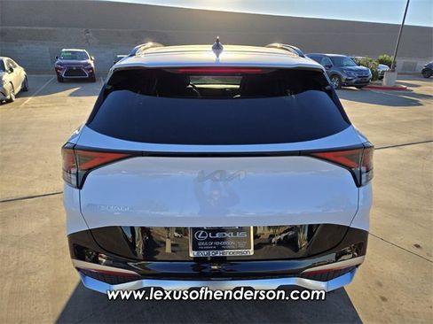 Used 2024 Kia Sportage SX image 5