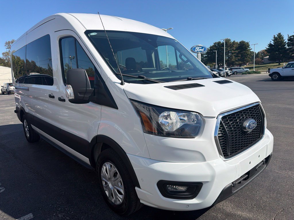 Used 2024 Ford Transit 350 XLT RWD image 7