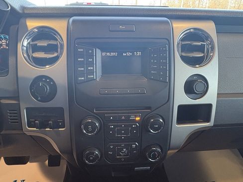 Used 2013 Ford F150 XLT w/ Luxury Equipment Group image 16
