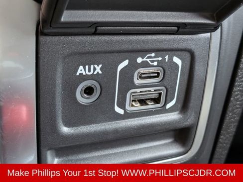 Certified 2025 Jeep Wrangler Sport AWD/4WD image 19