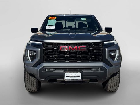 Used 2023 GMC Canyon Elevation w/ Convenience Package image 8