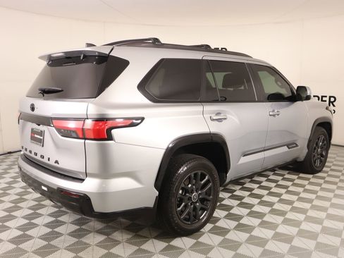 Used 2024 Toyota Sequoia Platinum image 22