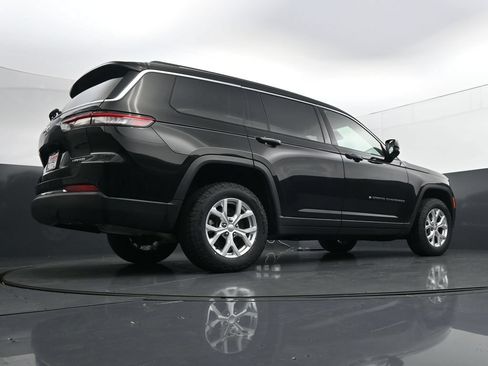 Used 2023 Jeep Grand Cherokee L Limited AWD/4WD image 37