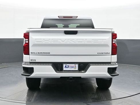 New 2026 Chevrolet Silverado 1500 Custom AWD/4WD image 11