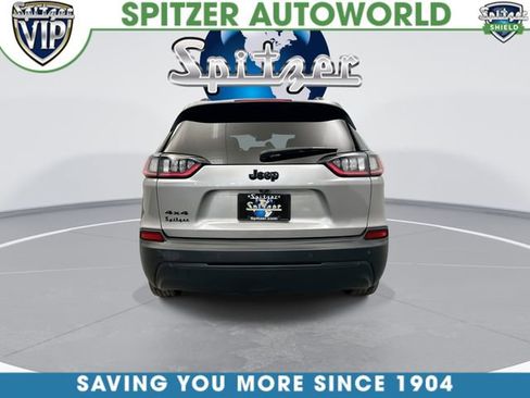 Used 2019 Jeep Cherokee Latitude Plus image 10