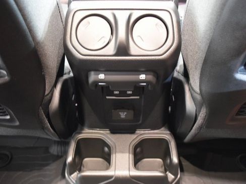 Used 2024 Jeep Wrangler Rubicon w/ Safety Group image 22