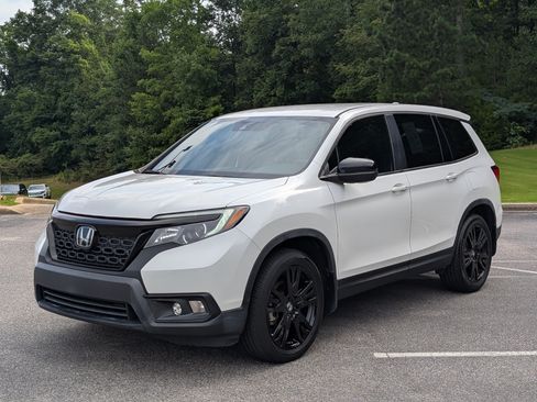 Used 2021 Honda Passport Sport image 5
