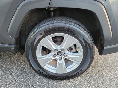 Used 2019 Toyota RAV4 XLE image 8