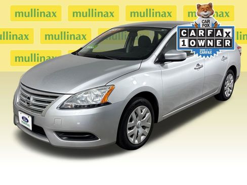 Used 2015 Nissan Sentra SV FWD image 14