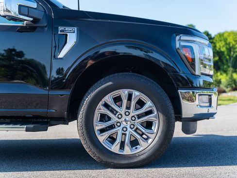 Used 2024 Ford F150 Lariat w/ FX4 Off-Road Package AWD/4WD image 9