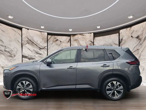 Used 2022 Nissan Rogue SV AWD/4WD image 4