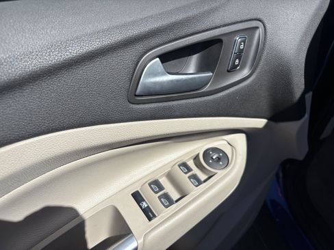 Used 2014 Ford Escape SE w/ Equipment Group 201A AWD/4WD image 14