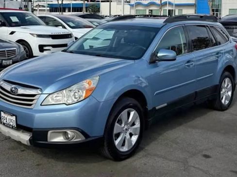 Used 2012 Subaru Outback 2.5i Limited w/ Popular Pkg 1B AWD/4WD image 2